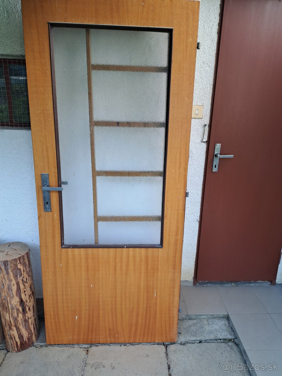 Dvere 80cm práve