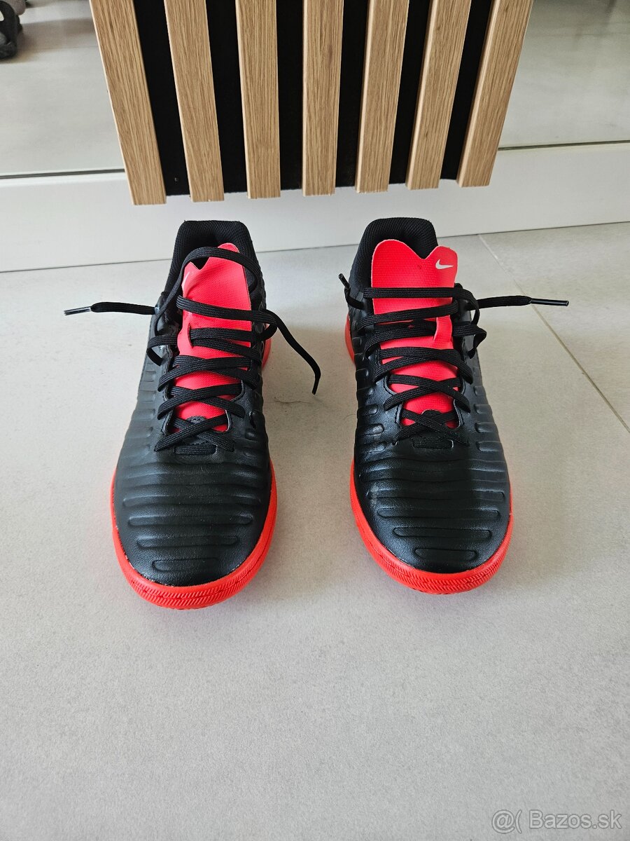 Halova obuv nike velk. 41