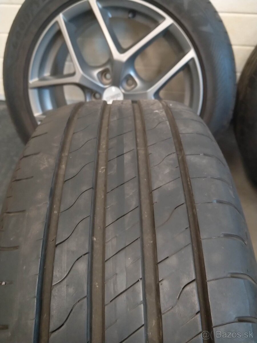 225/50 R 17 letné + alu .