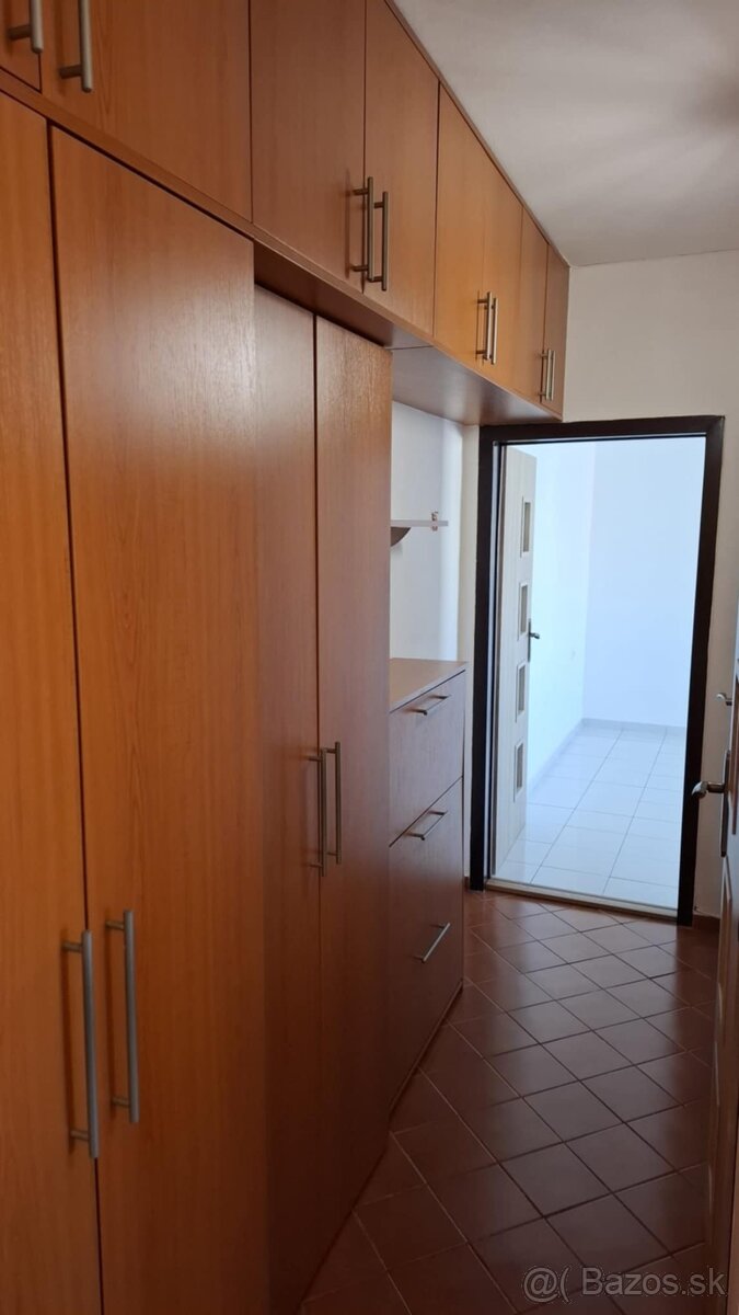1 izbový byt, 44m2, Dunajská Streda, Nová VES