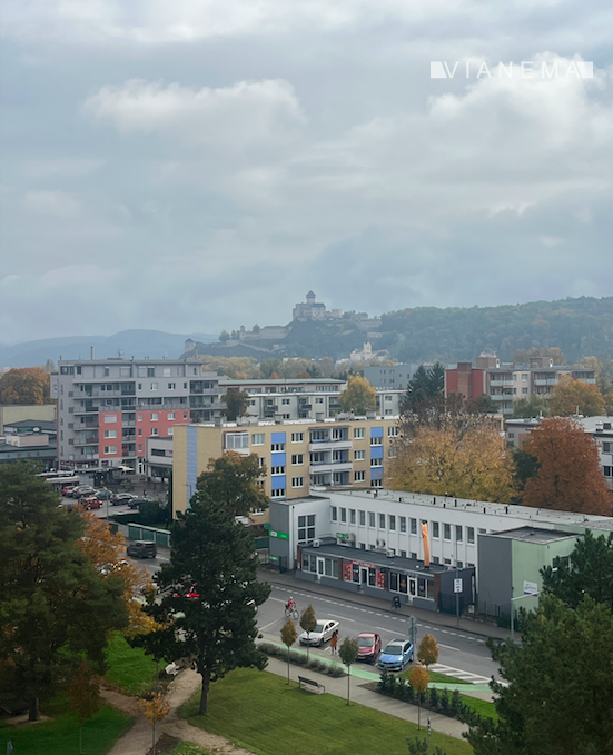 NA PREDAJ 2 izbový byt po čiast.rekonšt, Zlatovská, TN, 49m2