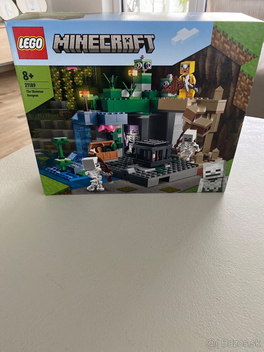 LEGO Minecraft 21189 Loch skeletov