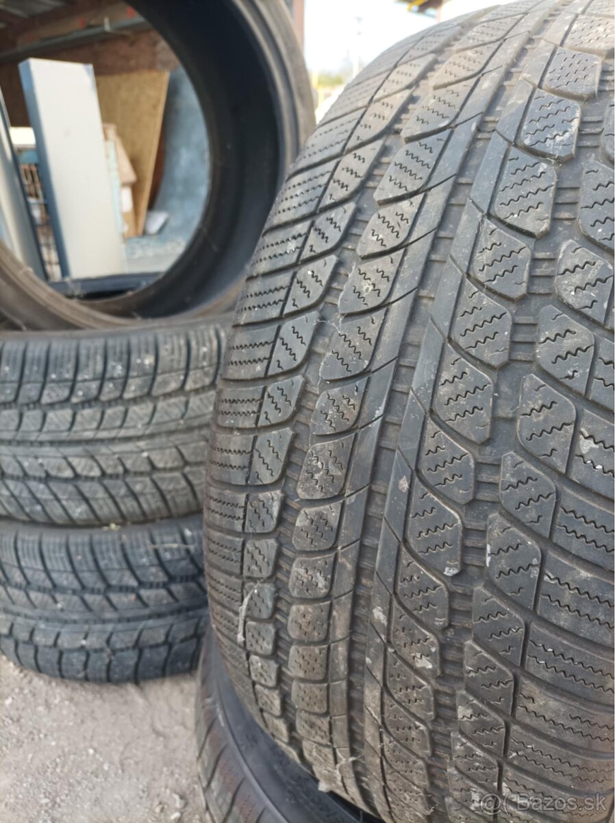 Penu Wanli 245/40R19
