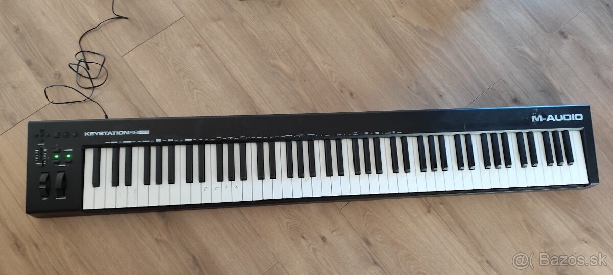 M-Audio Keystation 88 MK3 – MIDI klávesy (88 kláves)