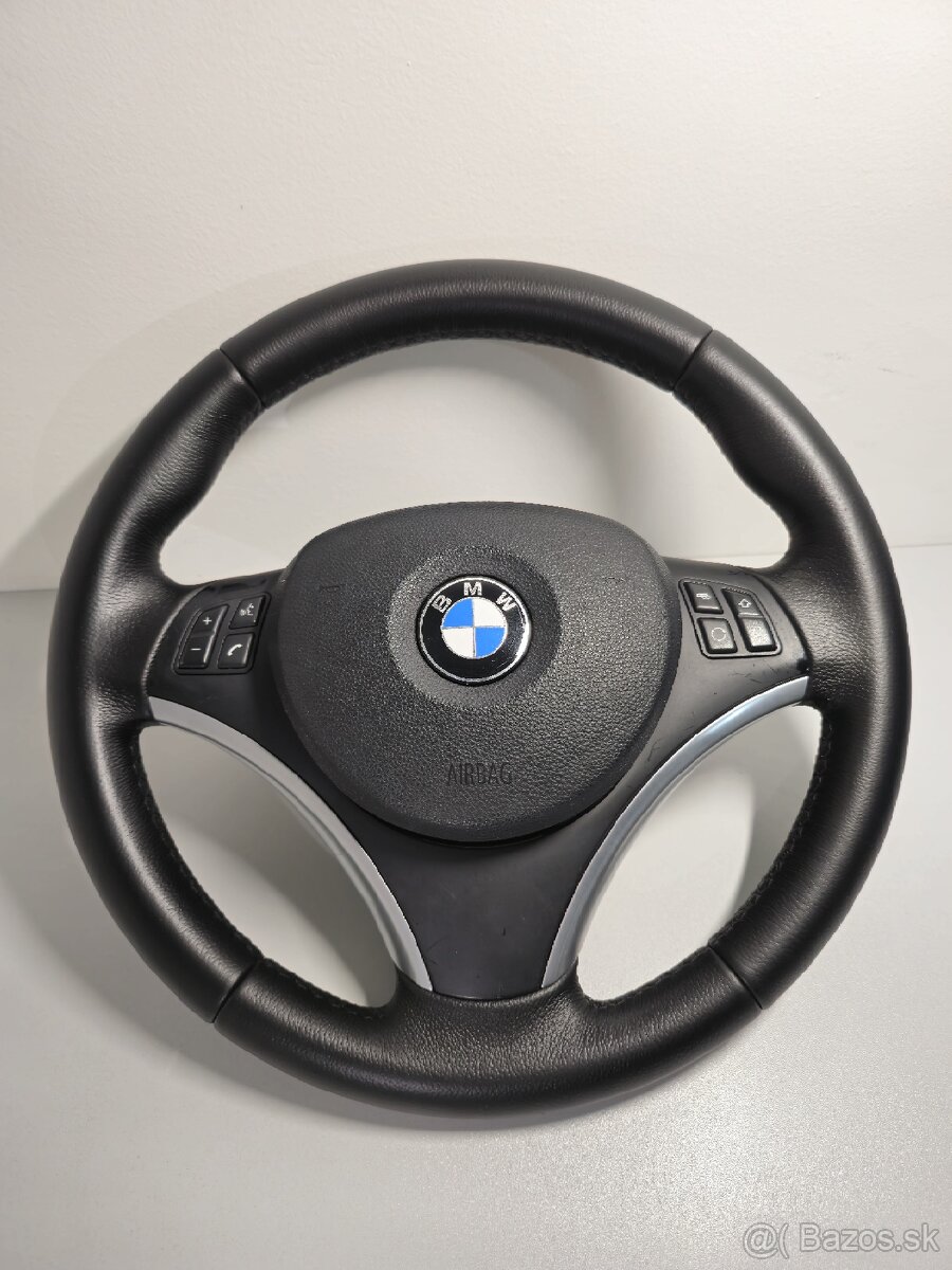 Športový kožený volant BMW