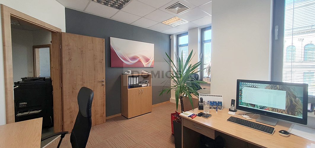 Špičkový klim. kanc. celok (109,75 m2, 5k, kuch., KE-St.m.)