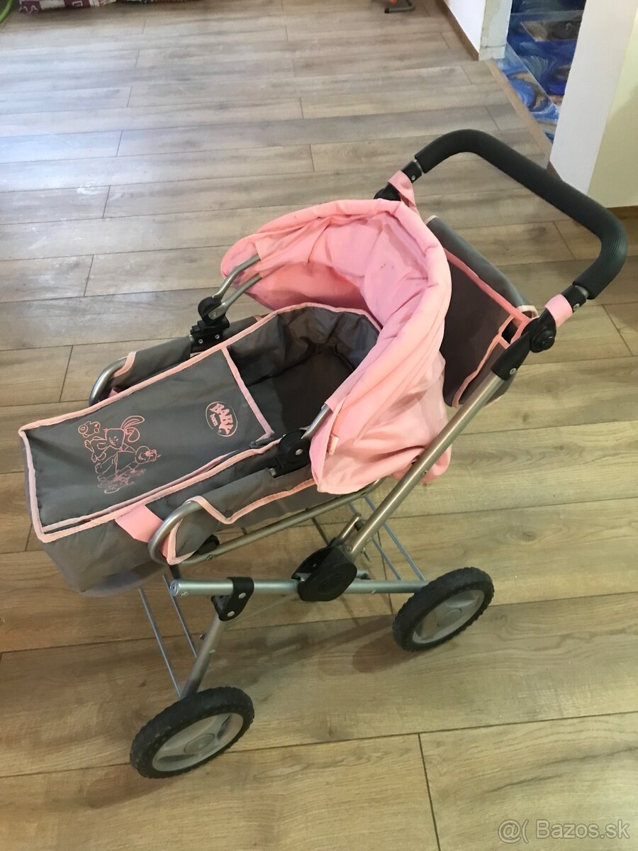 Kočík pre bábiky