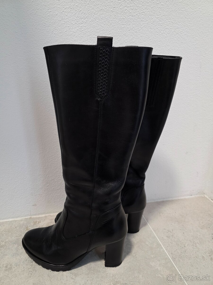 Čierne vysoké čižmy Lasocki