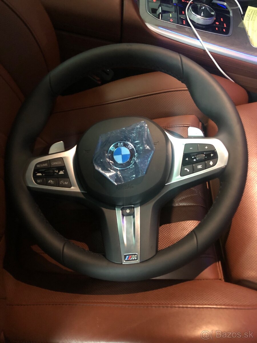 BMW X7,M -volant G07