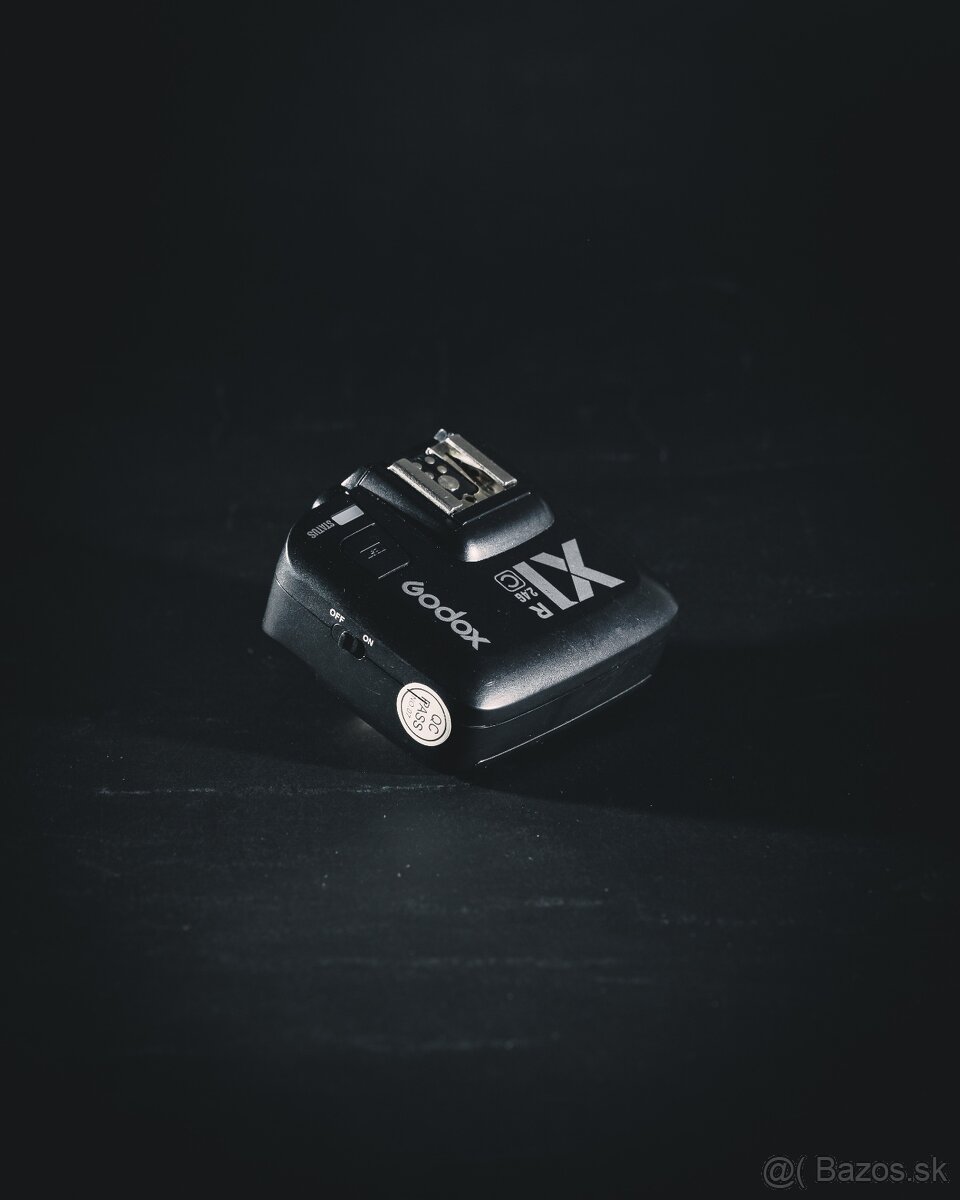Predám bezdrôtový rádiový prijímač Godox X1R-C pre Canon