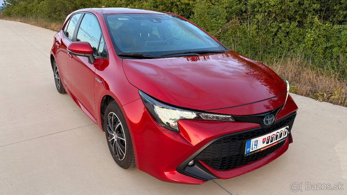 Toyota Corolla hatchback 1.8 hybrid