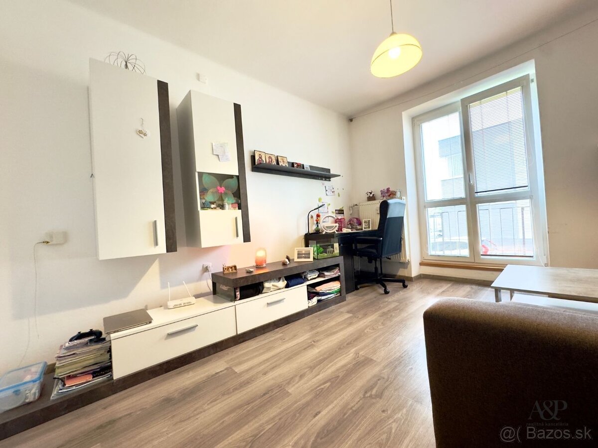 2 IZB. BYT S BALKÓNOM V CENTRE MESTA, 58M2, TOVÁRENSKÁ UL., 
