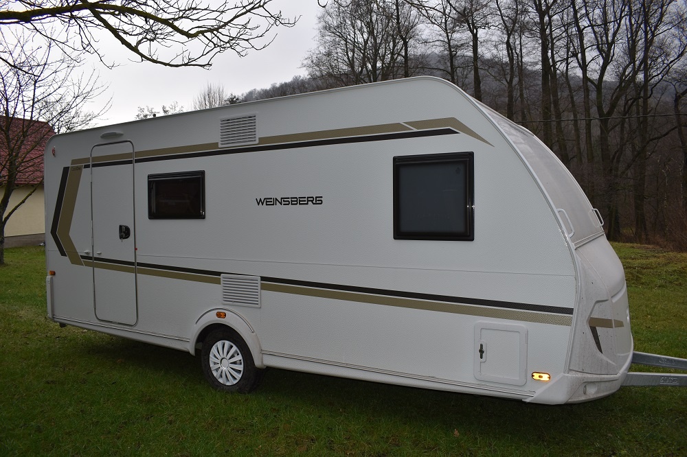 Karavan Weinsberg 500 FDK SKLADOM nový 19.500.-€ bez DPH