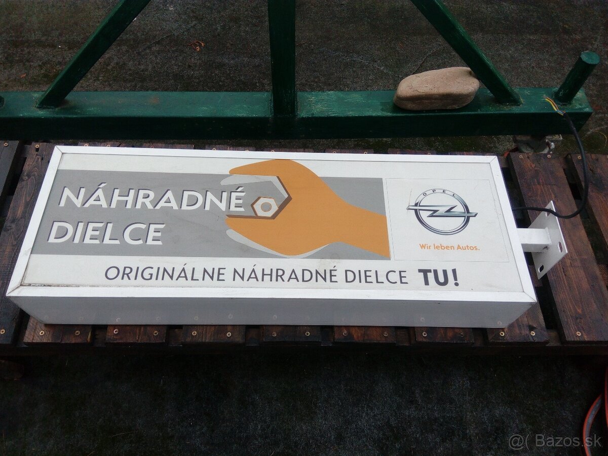 Reklamná tabula Opel.