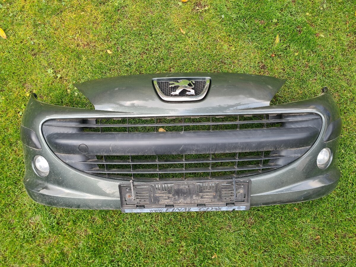 Peugeot 207 predný kompletný nárazník