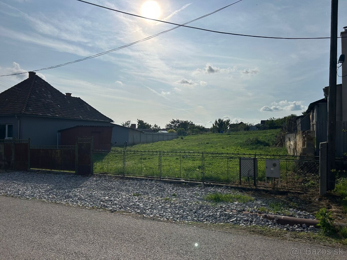 Pozemok v obci Rumanová