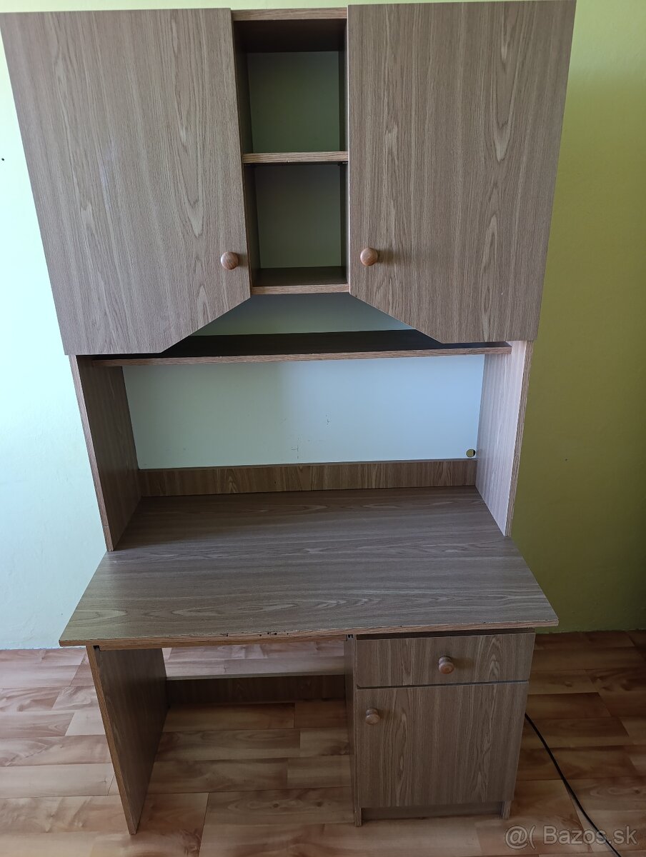 Predám detský písací stôl s nadstavbou
