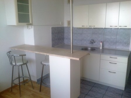 Prenajmem garsónku.