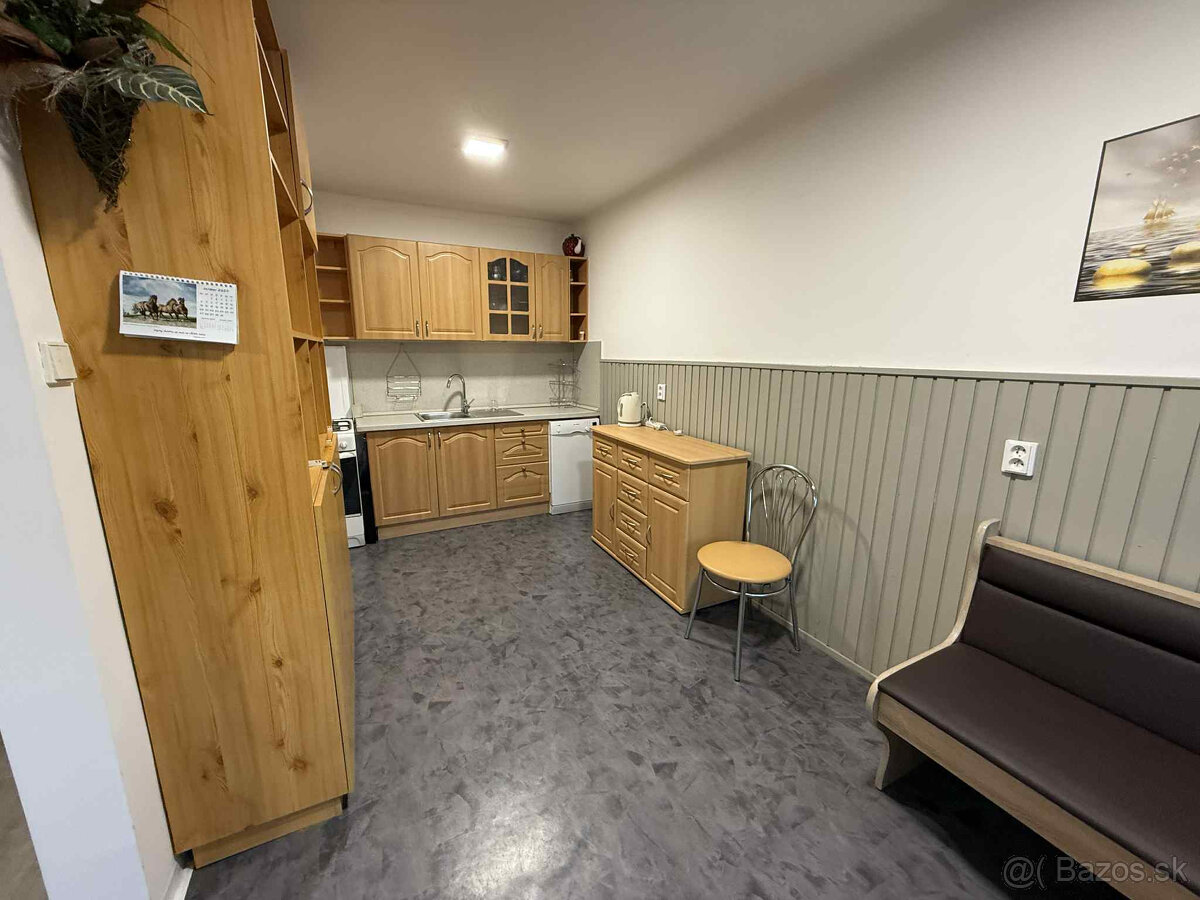 Ponúkame na prenájom 4izbový byt v Dunajskej Strede 📞 0903 5