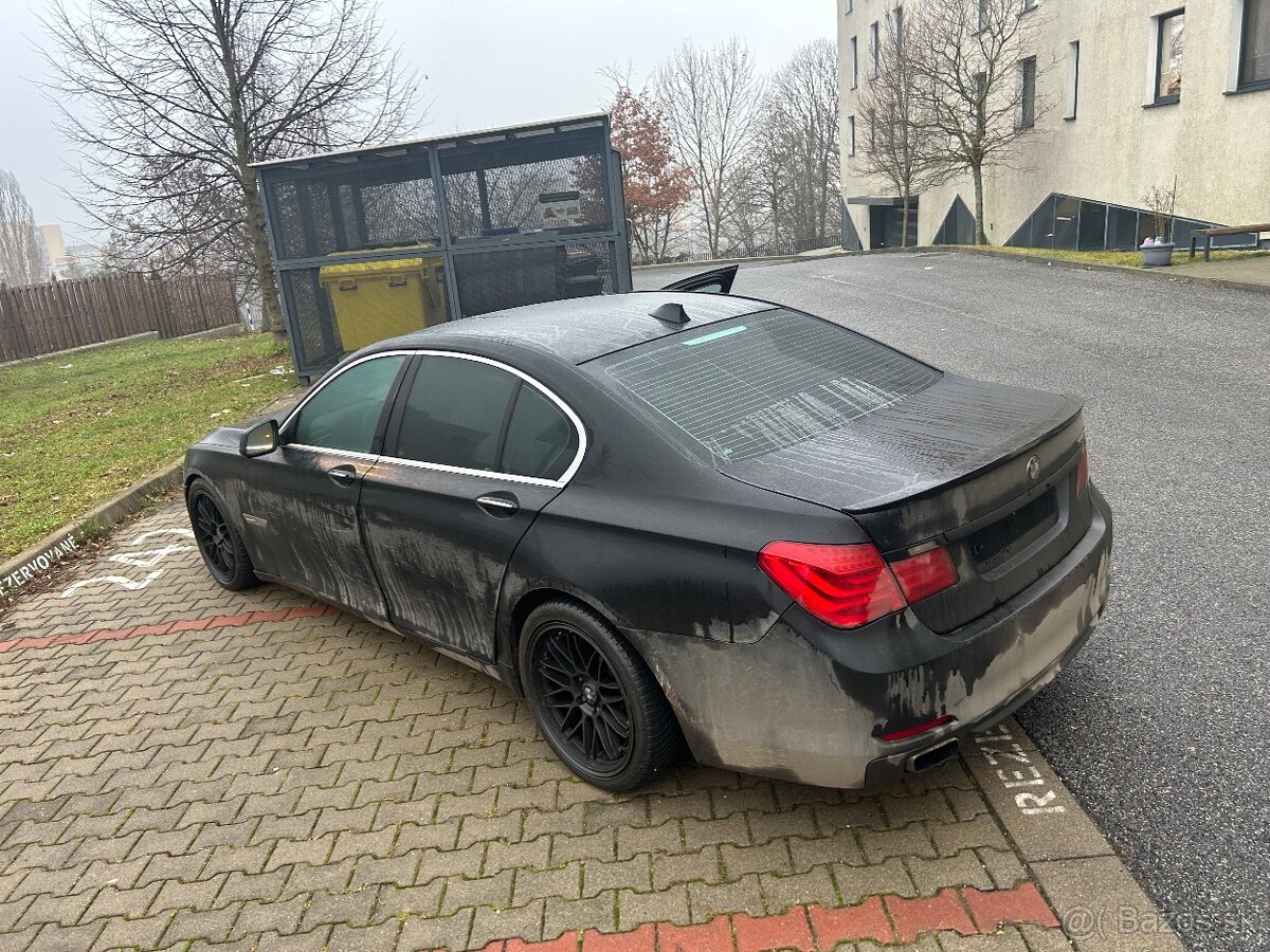 Bmw f01 730D po nehode