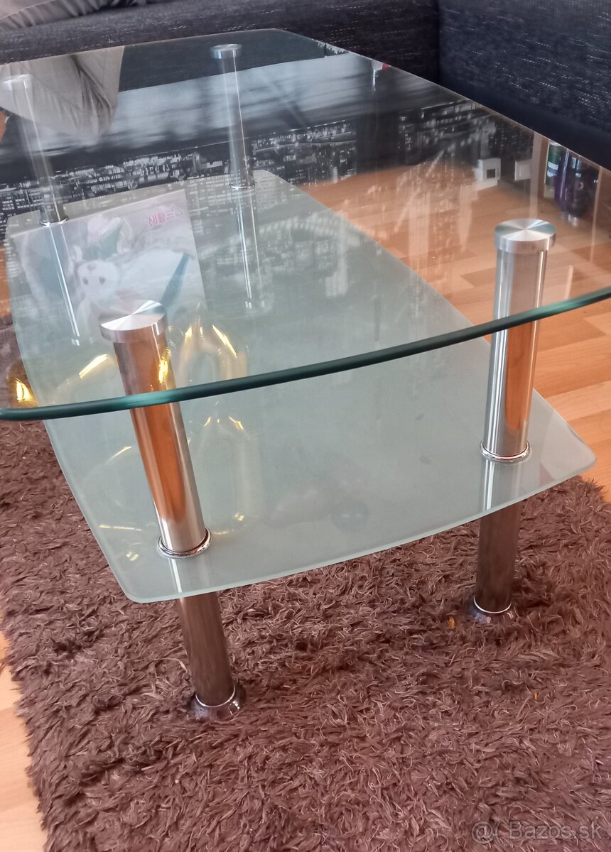 Konferenčny stolík