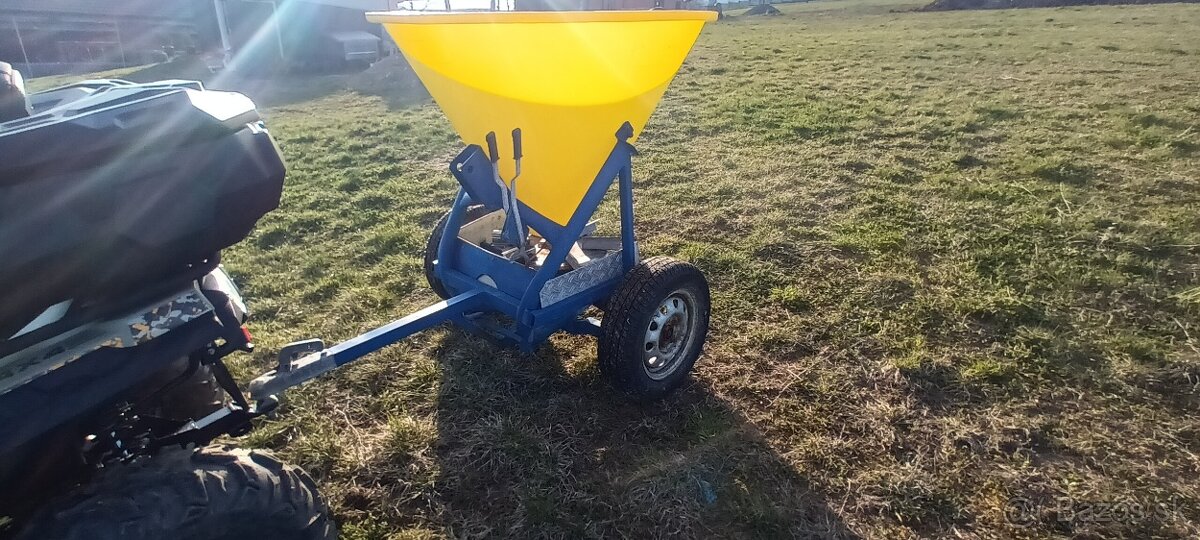 Predám rozmetadlo, posypovy vozik