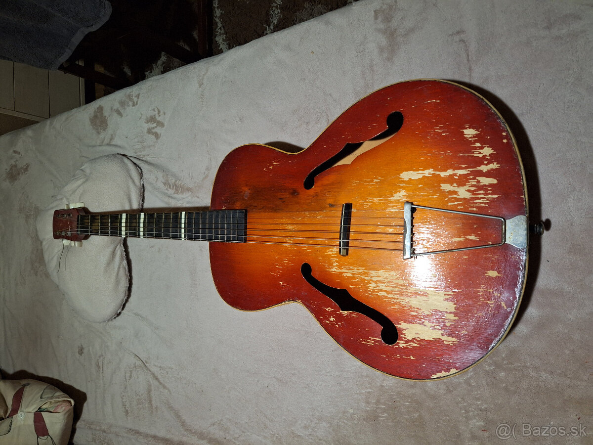 Gitara Retro