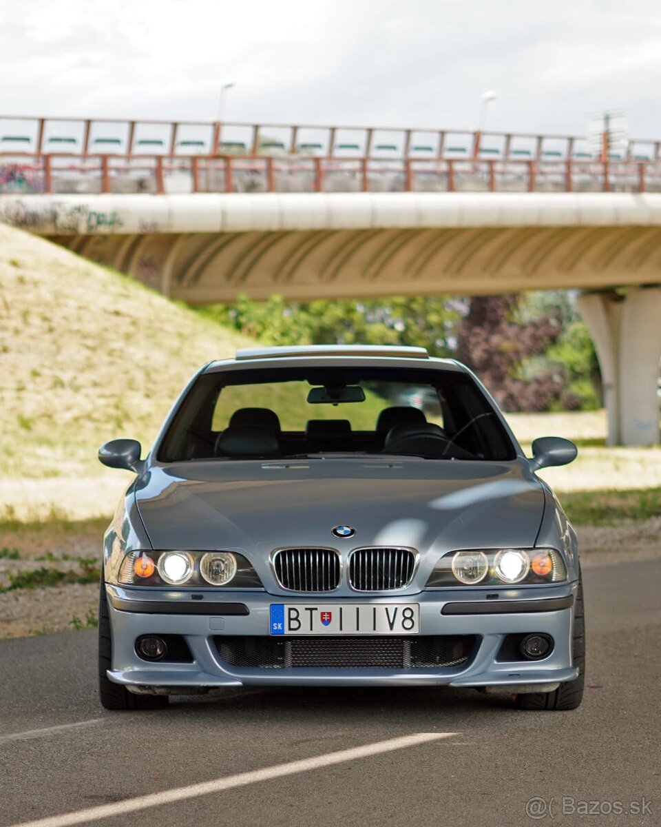 BMW M5 E39