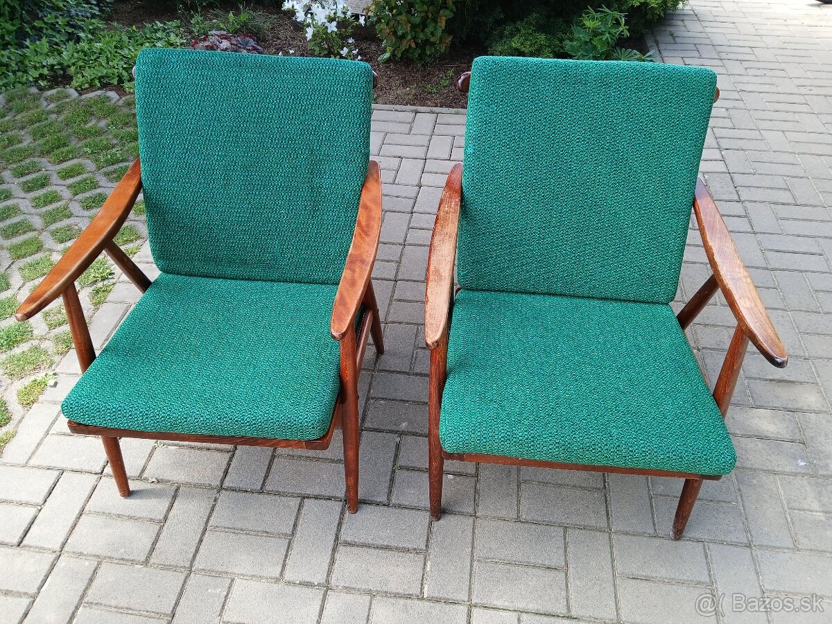 RETRO KRESLA II