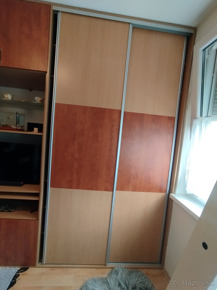 Predám skriňu