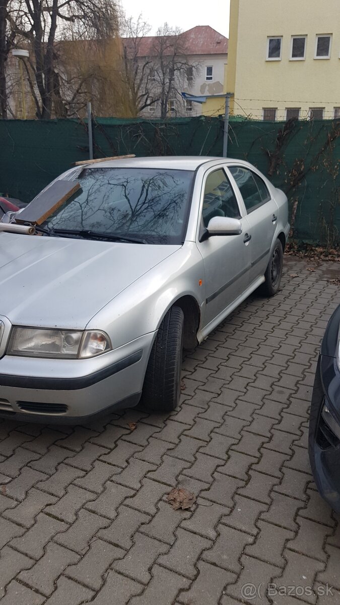Predám Škodu Octaviu 1,9 TDI 81kw na náhradné diely