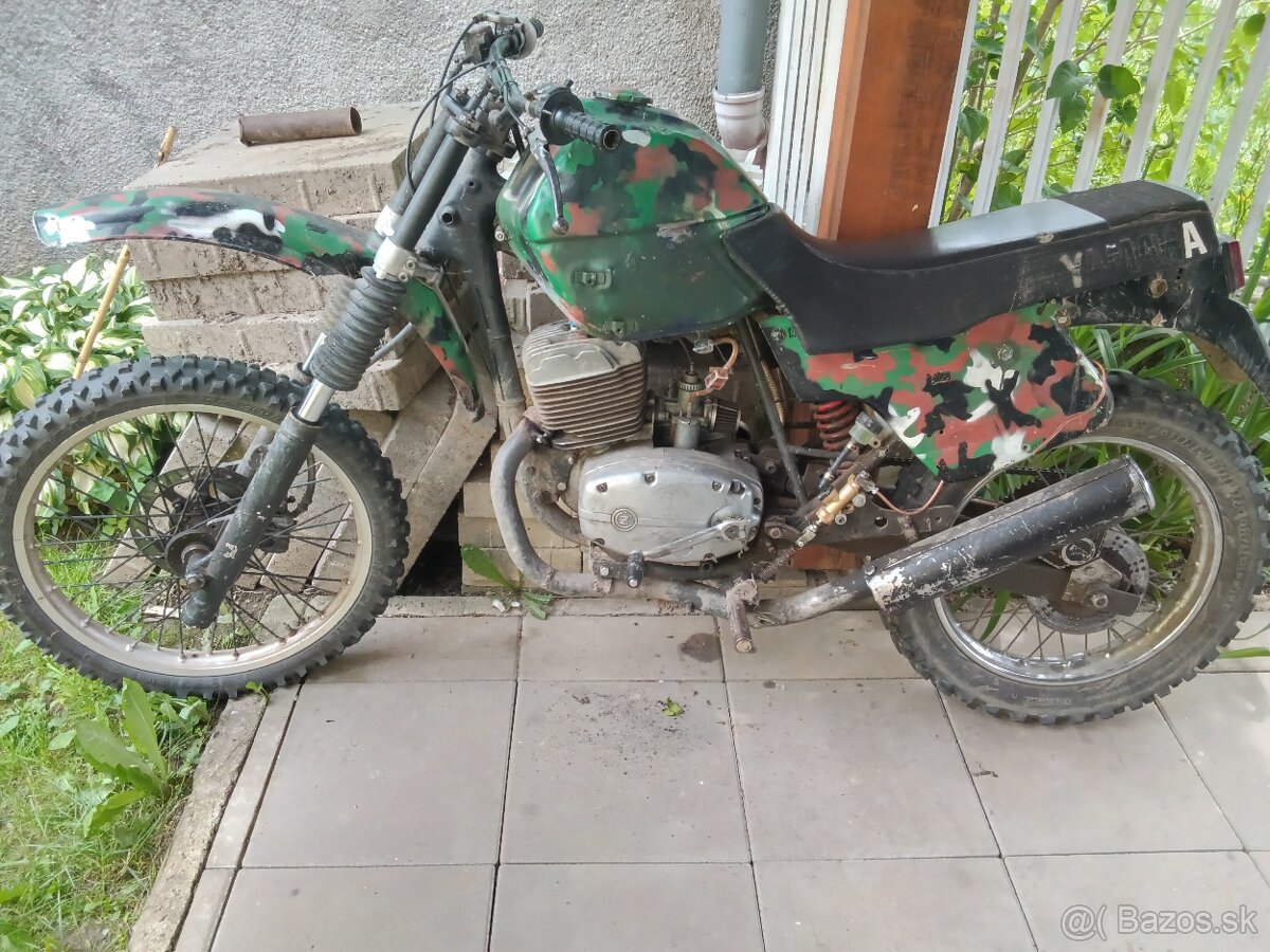 ČZ-175