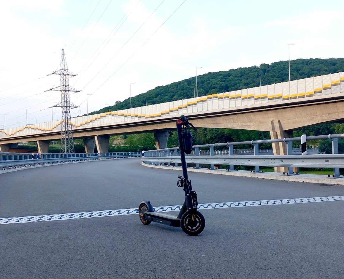 Ninebot max g30