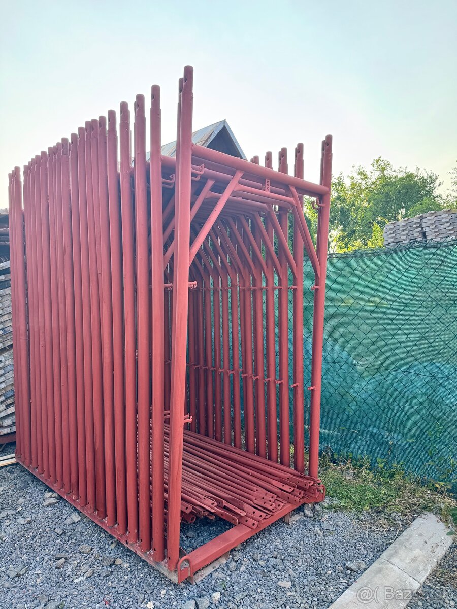 Stavebné lešenie 1m široké