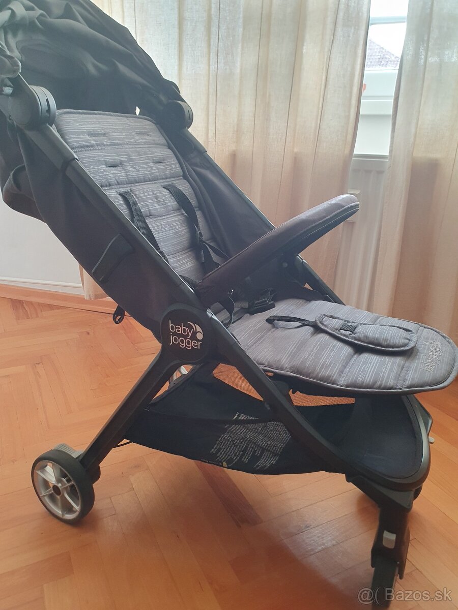 Cestovný športový kočík Baby Jogger city tour 2