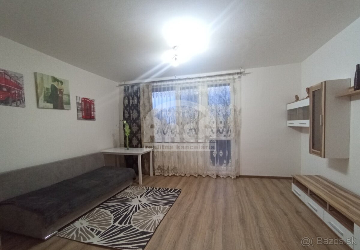3- izbový byt na sídlisku Východ v Michalovciach
