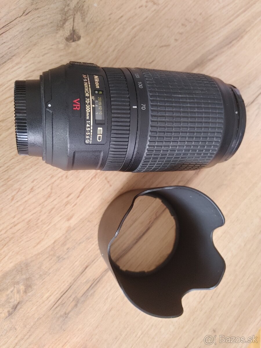 Nikon Nikkor AF-S VR 70-300 f/4.5-5.6 G IF-ED
