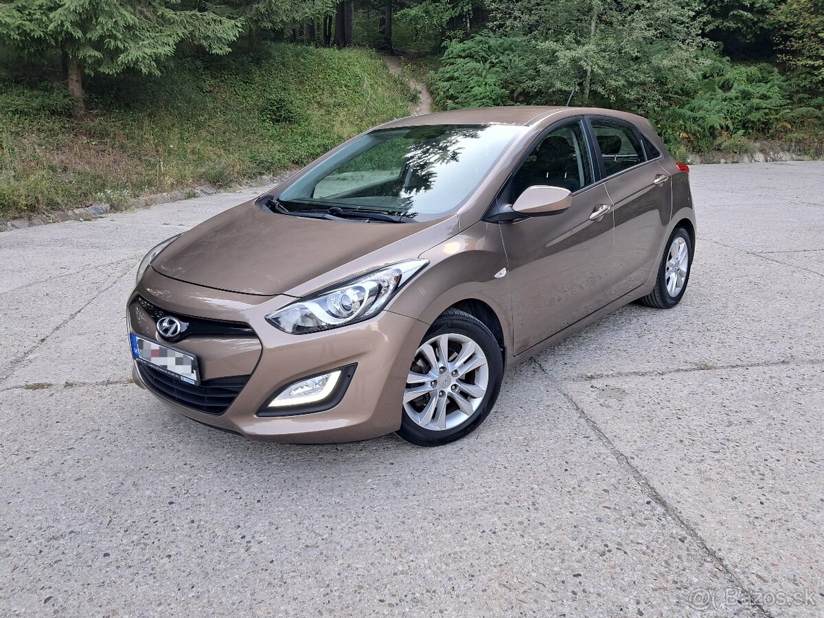 Hyundai I30 1,4 benzín 2015
