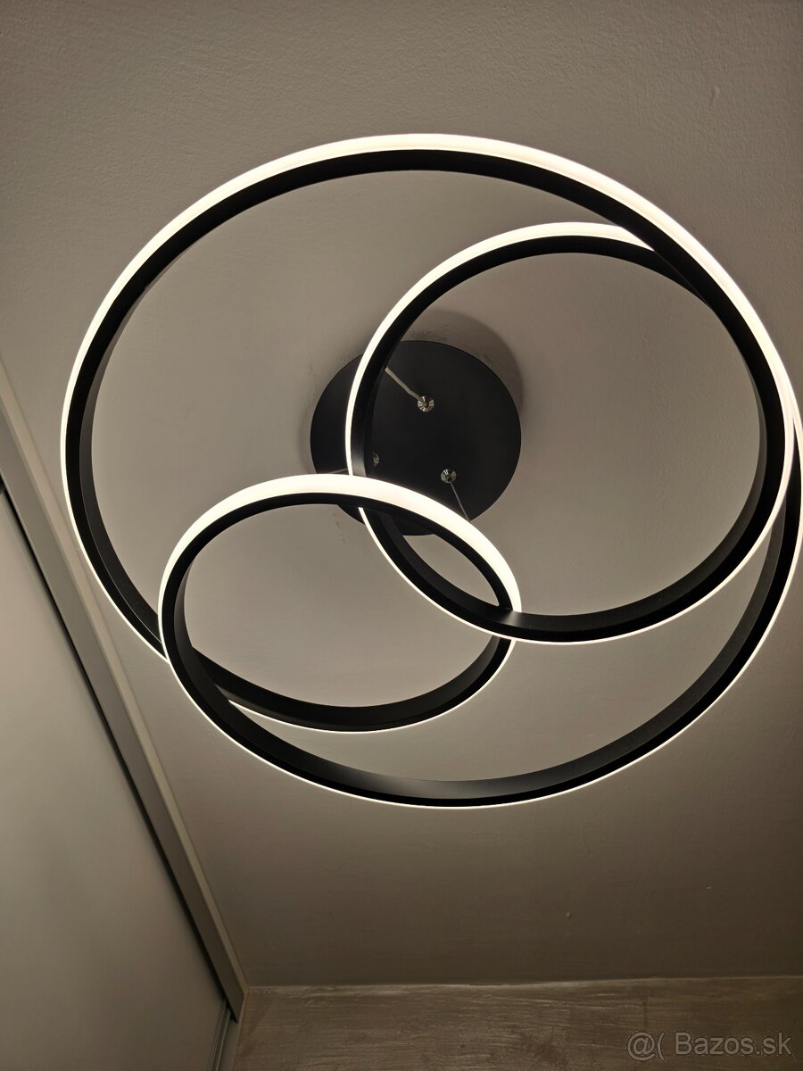 Stropné led svietidlo