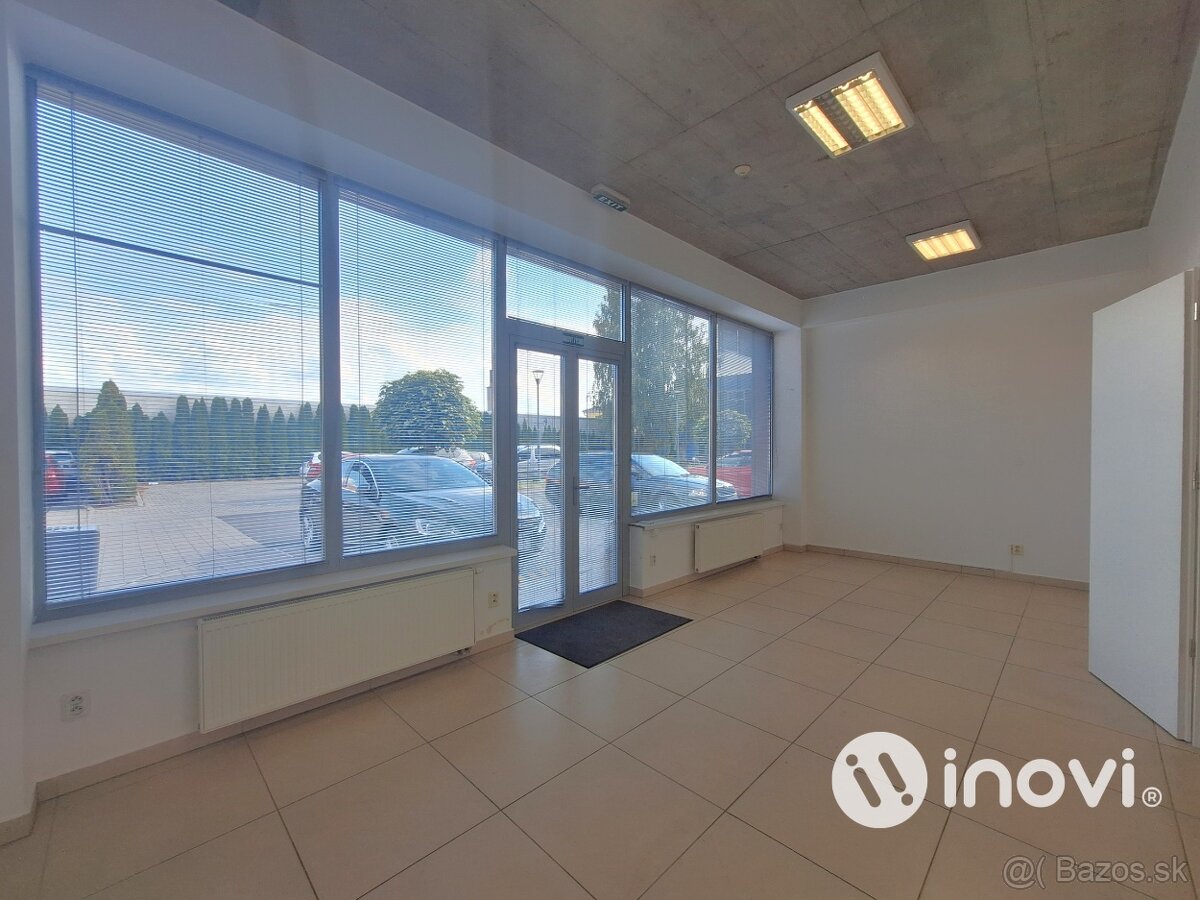 Obchodné priestory v centre moderného bývania R11