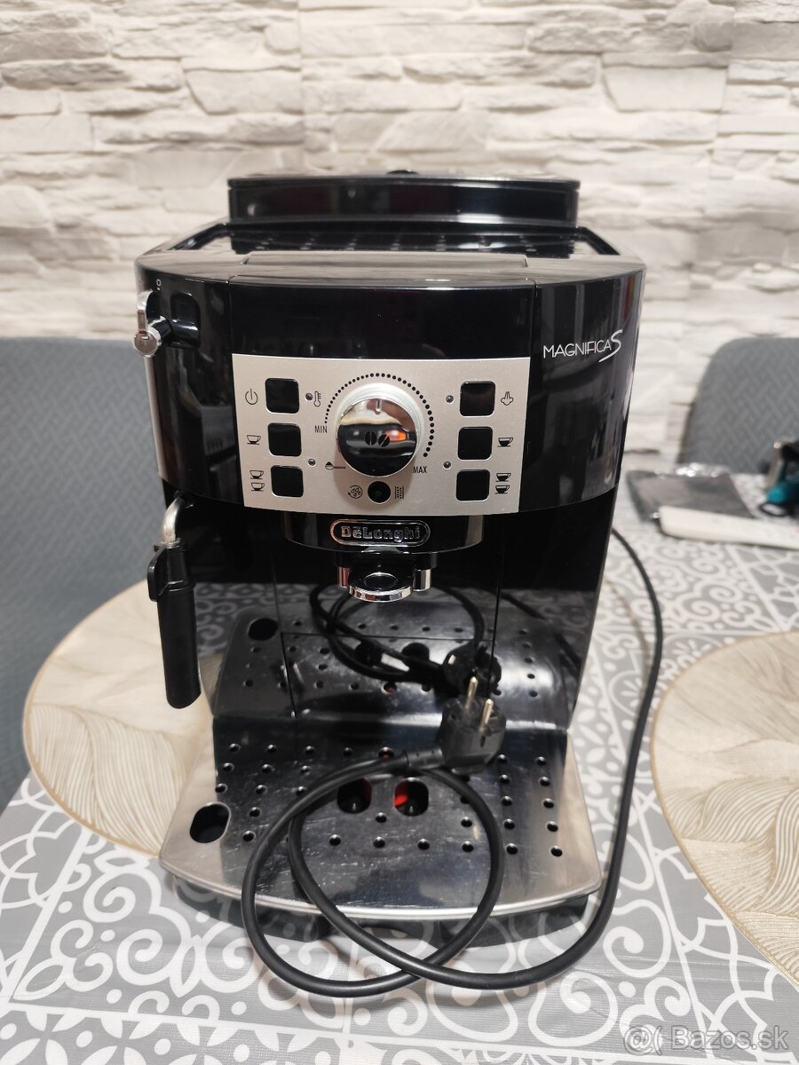 DeLonghi Magnifica S