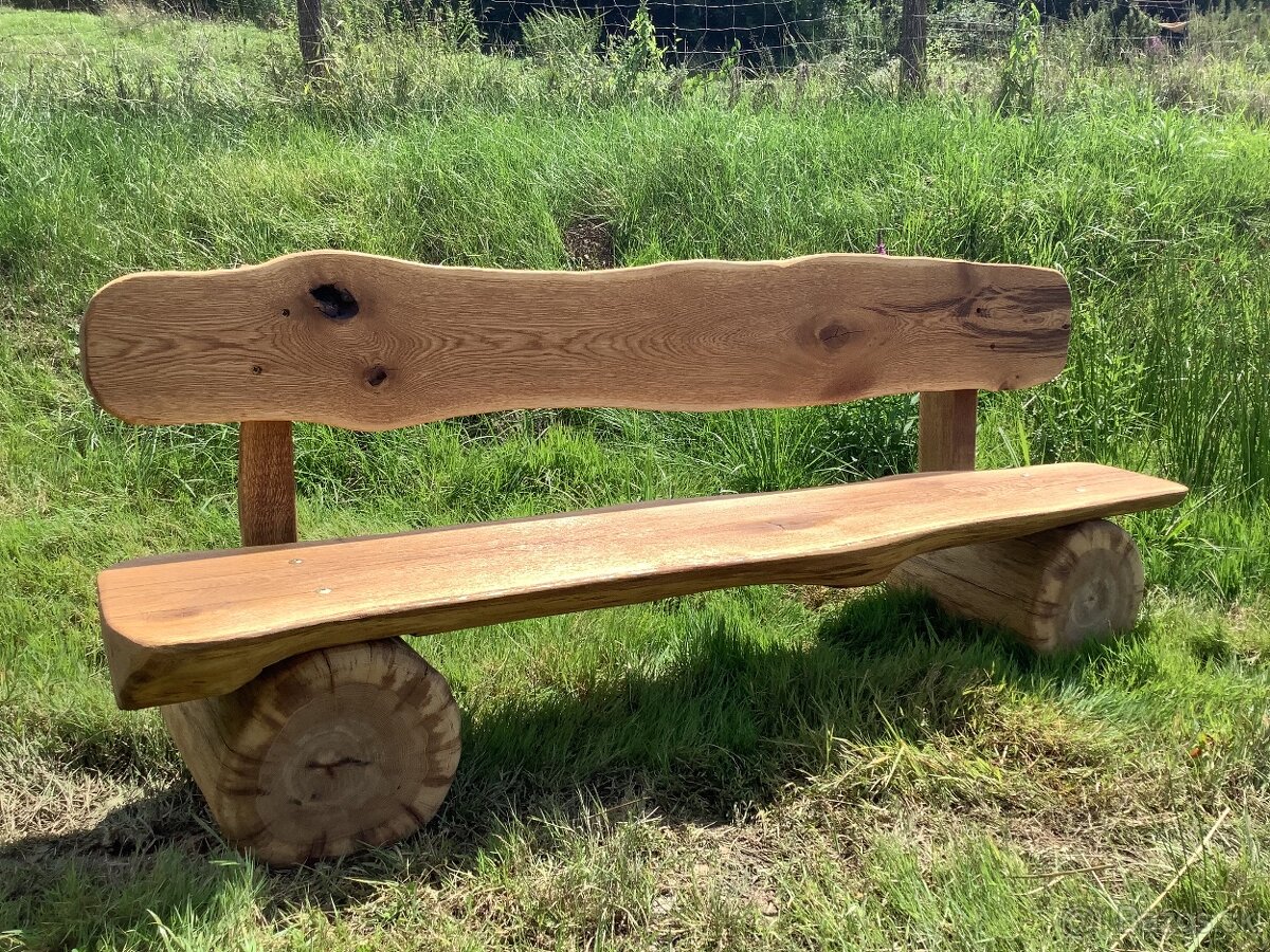 Zahradne sedenie - lavica