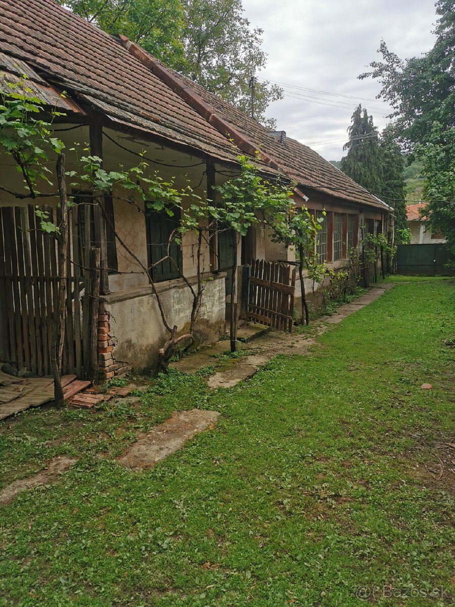 Na predaj starší rodinný dom v obci Leľa