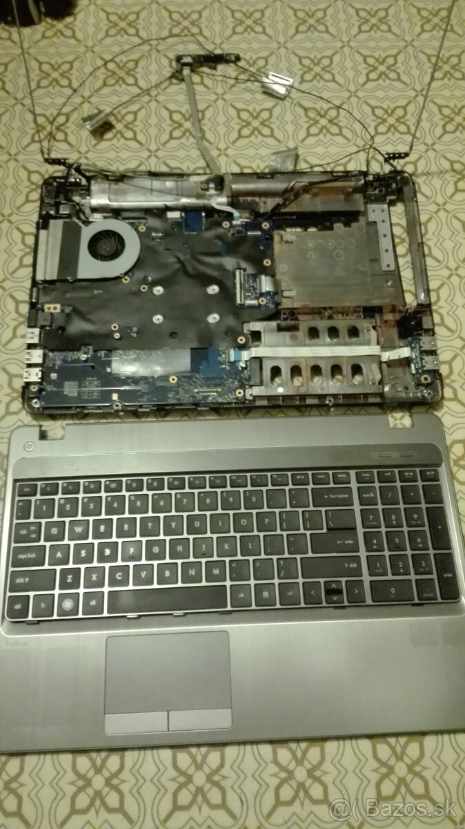 HP, HP Compaq  notebooky. Na diely.