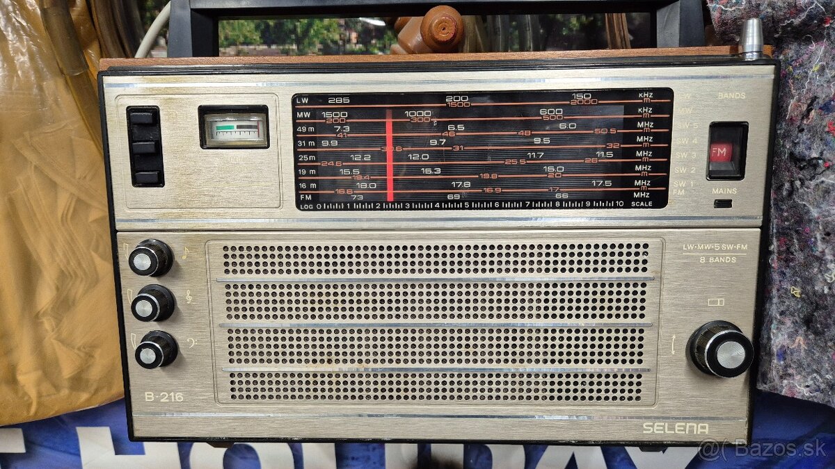Selena, model B-216.