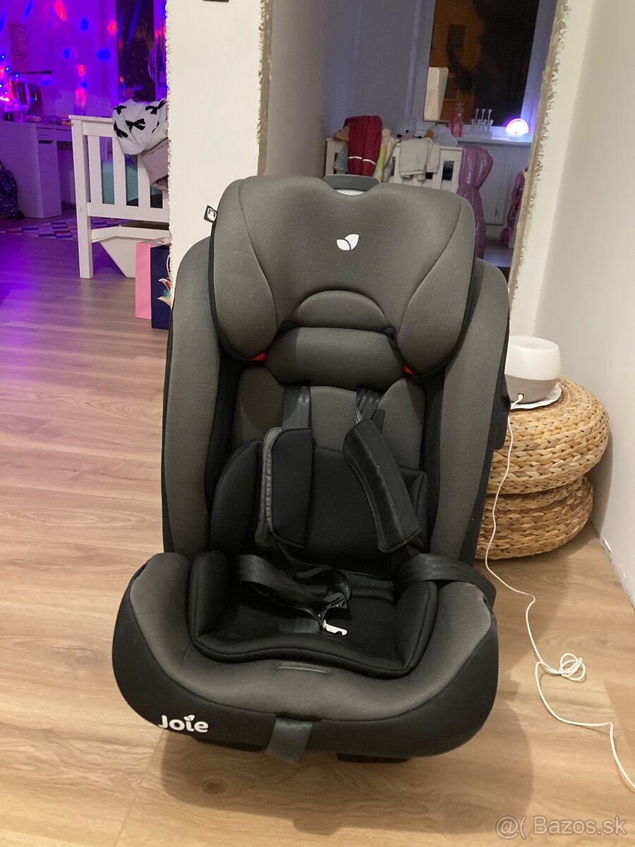 Autosedačka Joie