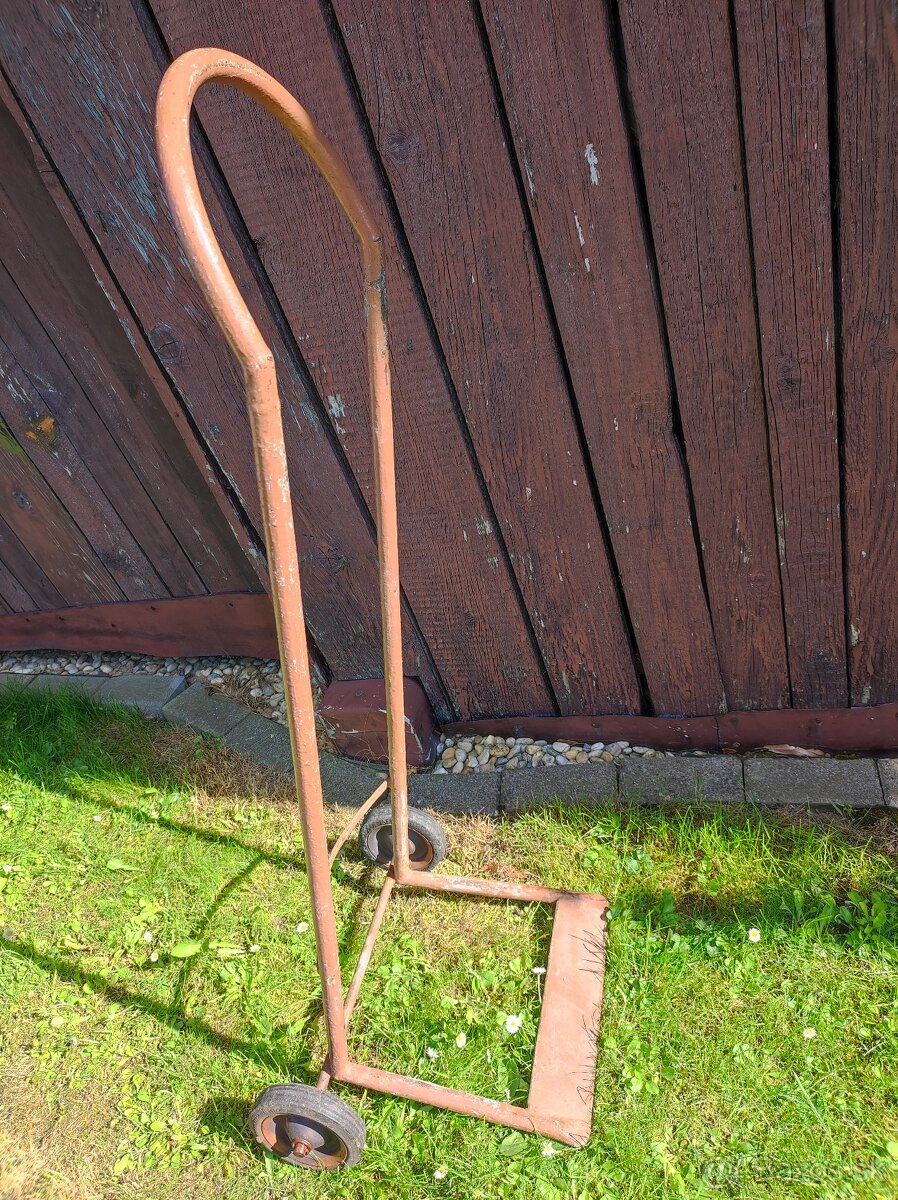 Pluh na oranie, Vozík rudla, Kameninové potrubie, Silón Bosc