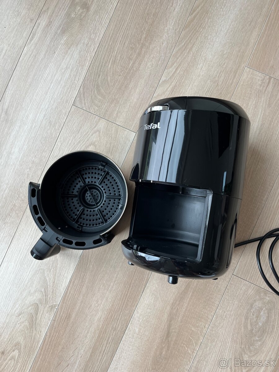 Teplovzdusna FRITEZA TEFAL