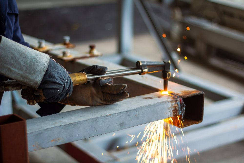 Zámočník / zvárač / údržbár