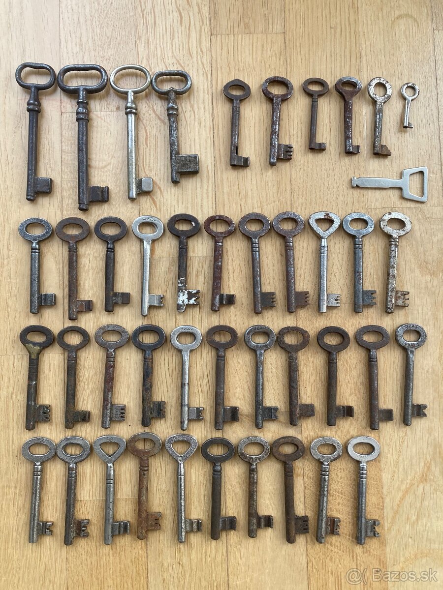 Predam stare kluce